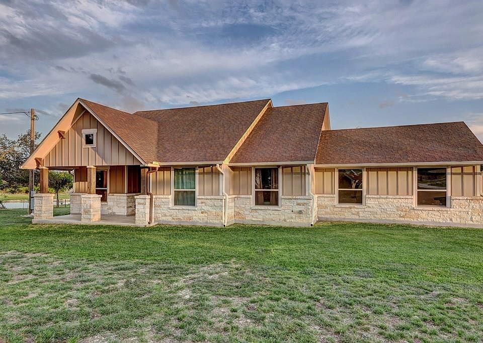 1st image of 450 Jung Rd