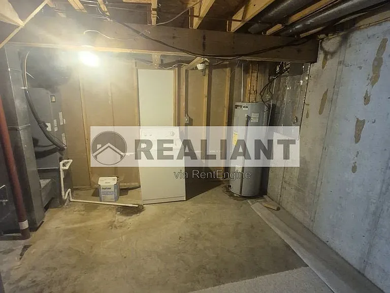 1725 Promontory Dr — Photo 21