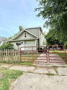2216 Logan Ave, Des Moines, IA, 50317