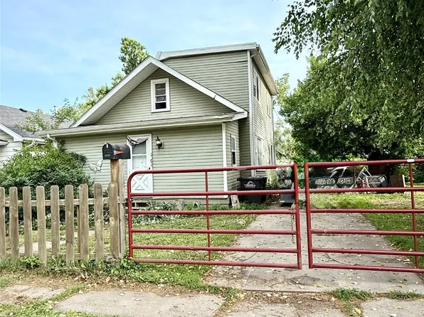 2216 Logan Ave, Des Moines, IA 50317