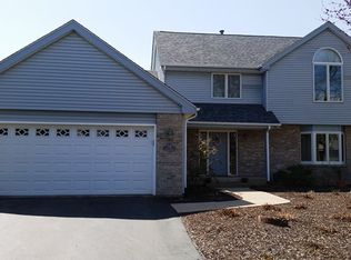 7347 Laurel Cherry Dr, Rockford, IL 61108