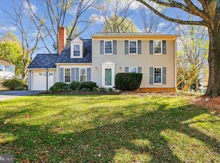 5 Redding Ridge Dr, Gaithersburg, MD 20878