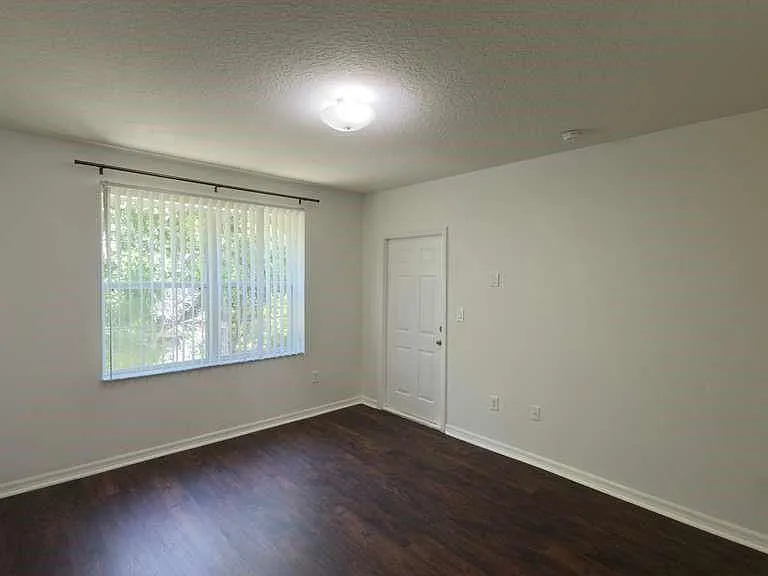 4317 Paradise Cove Ct — Photo 30