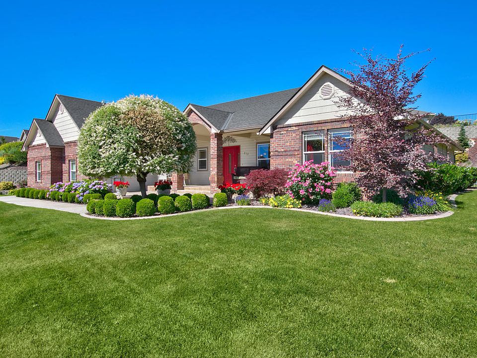 1st image of 212 Heritage Hills Dr