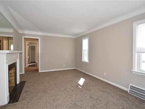 2nd image of 14217 Montrose Ave