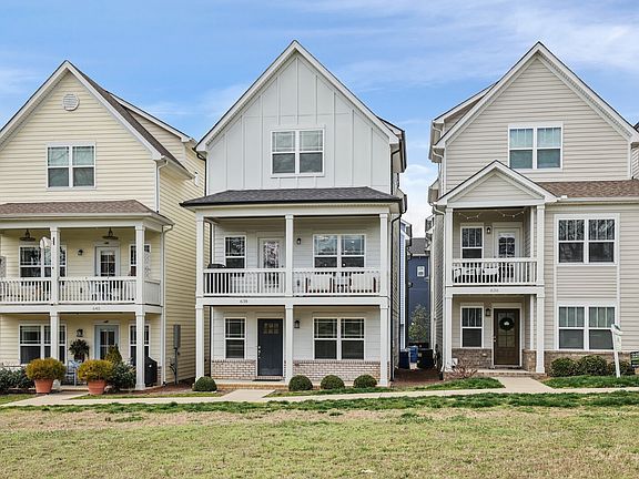3rd image of 638 Parkvue Place Dr