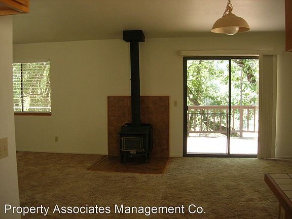 3rd image of 14342 Rollins Park Dr