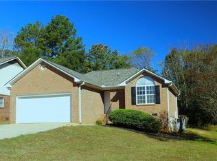 9 Woodbridge Cir, Anderson, SC 29621