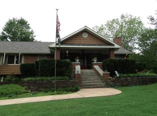 1222 Mountain View Rd, Falls of rough, KY 40119