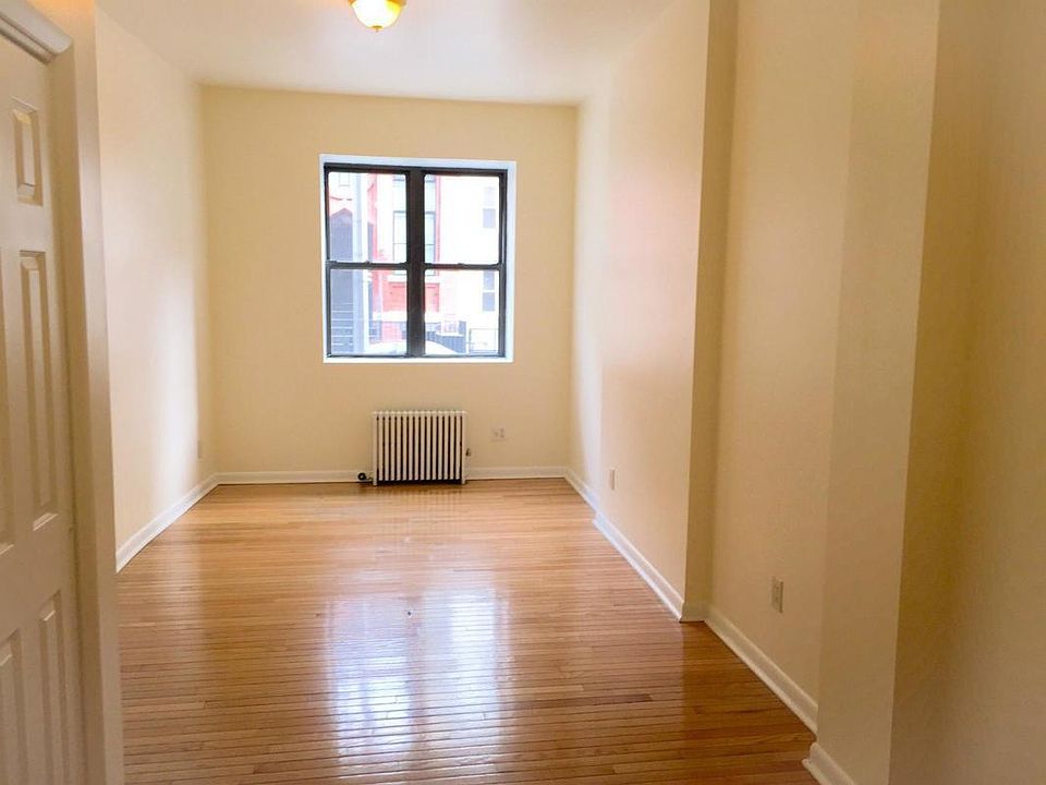 2nd image of 422 E 77th St APT 1FE