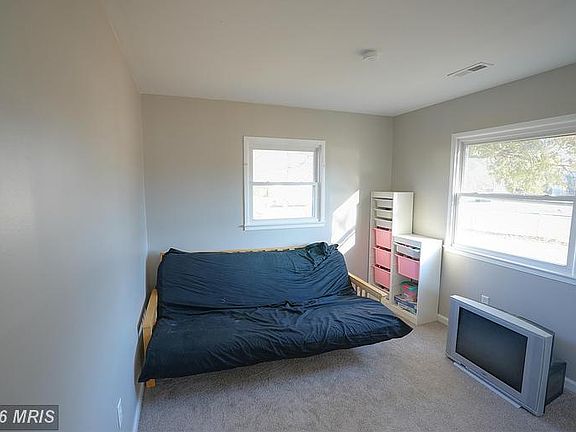 5th image of 1491 California St