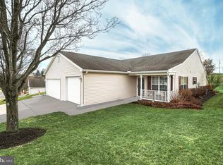 6800 Seneca Ridge Dr, York, PA 17403