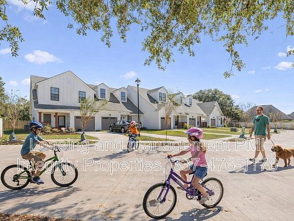 3rd image of 105 Foster Grove Dr