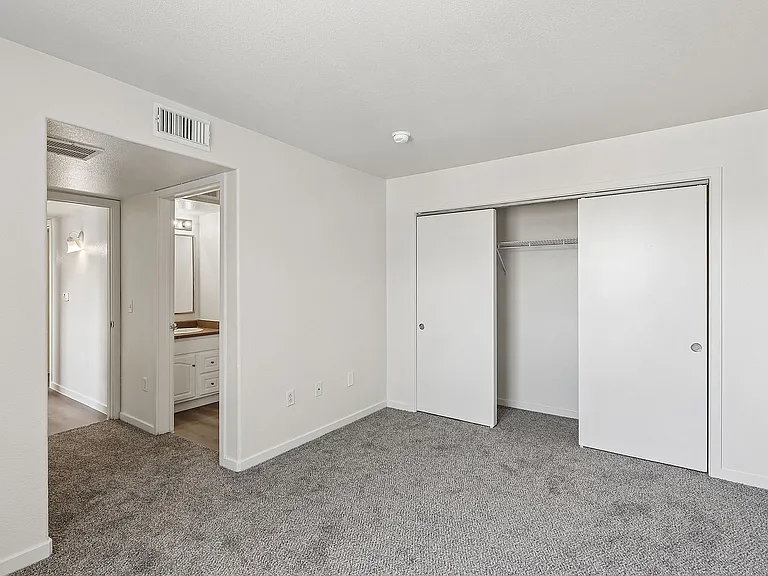 43-web-or-mls-unit B216-015