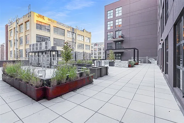 Rented by CW Realty Property Management LLC | media 124