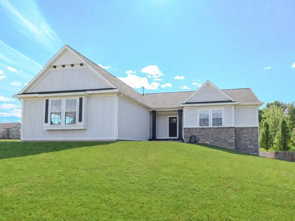 3155 Sandy Dr SW, Wyoming, MI 49418