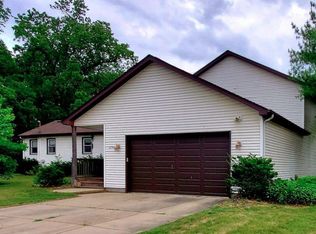 2240 Stormy St, Portage, IN 46368