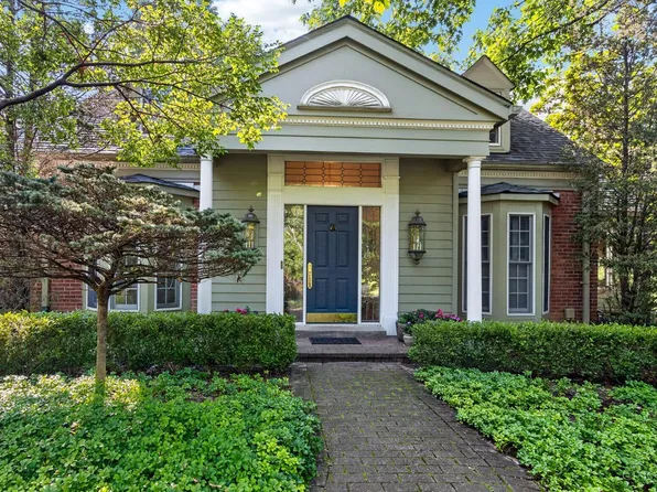 444 Hidden Valley Ln, Cincinnati, OH 45215