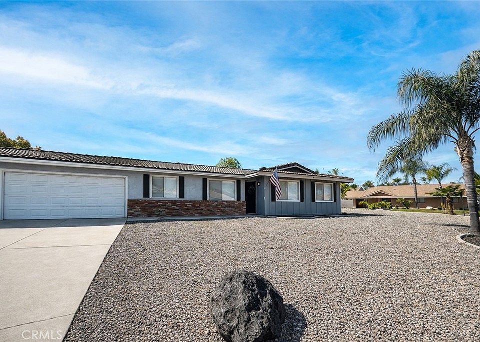 1st image of 23675 Continental Dr