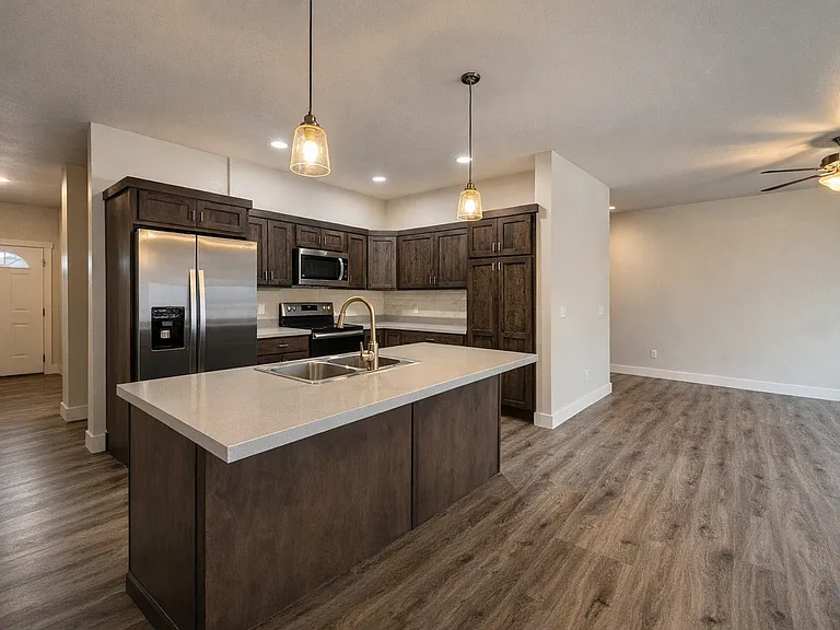 1303 Bunson Ln — Photo 1
