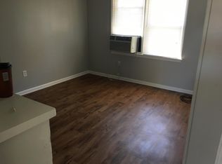 505 N Broad St APT 3, Clinton, SC 29325