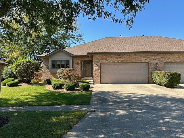 1st image of 209 Fairfield Dr