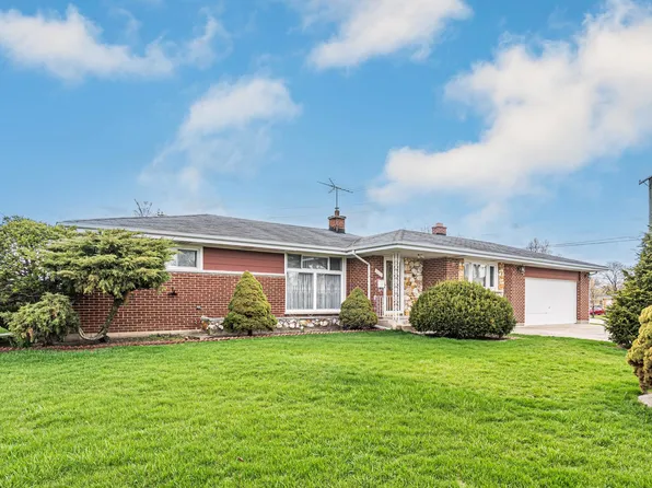 8001 W Giddings St, Norridge, IL 60706