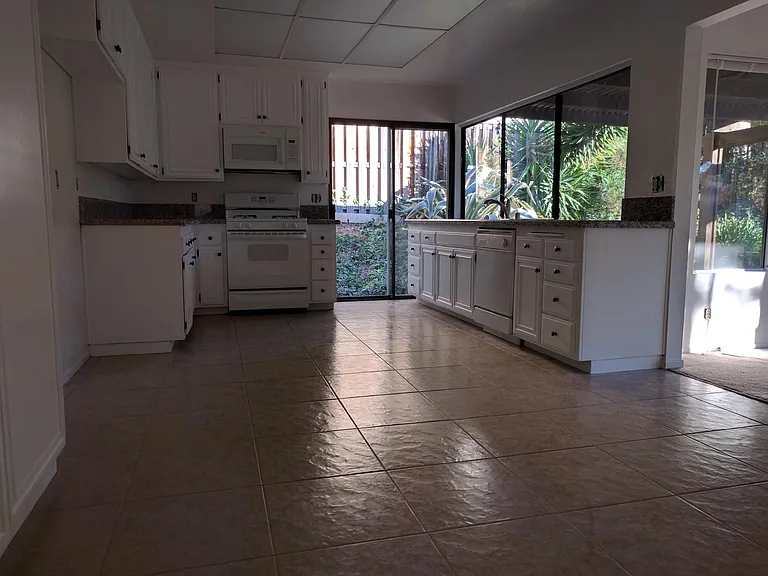 2944 Salmon River Cir — Photo 2