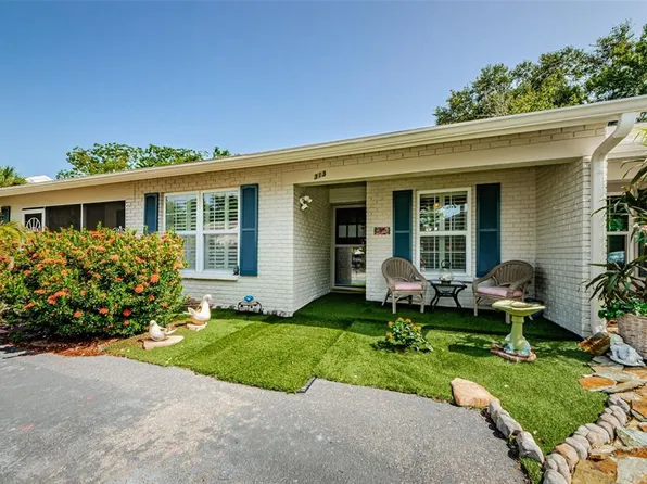 313 Plymouth St, Safety Harbor, FL 34695