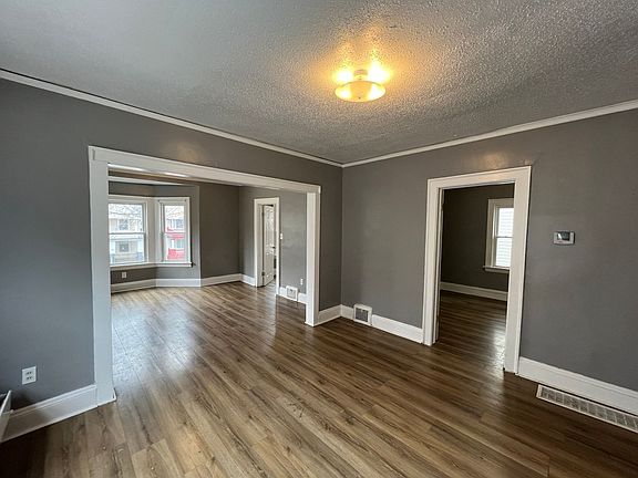 4th image of 10006 Lamontier Ave #10008