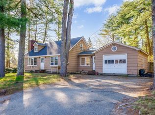 10 Spruce Dr, Gray, ME 04039