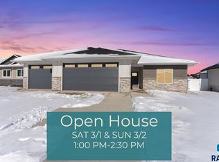 5504 E 63rd St, Sioux Falls, SD 57108
