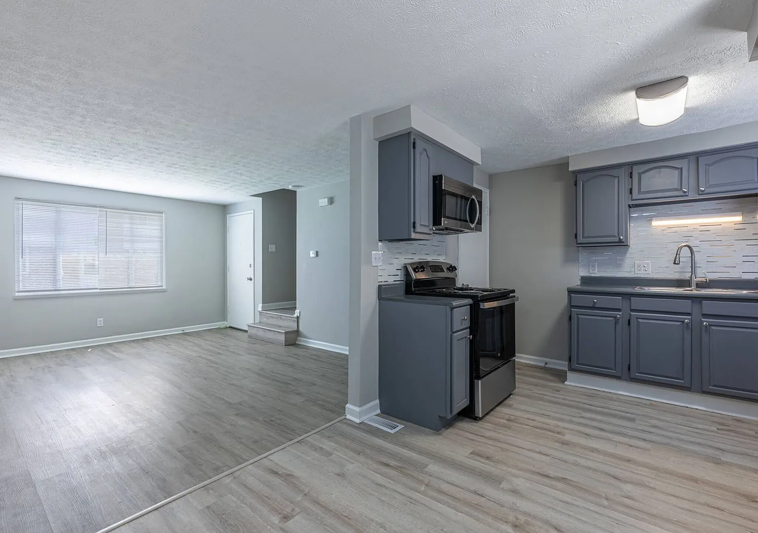 Maples Townhomes — Photo 3
