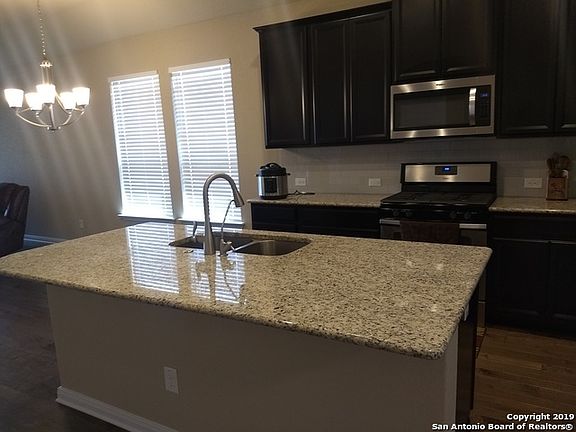 5th image of 10202 Bricewood Pl