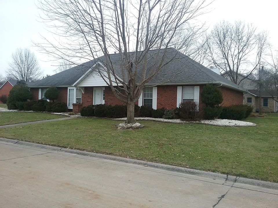 3/4 Brick Split Bedroom Ranch
