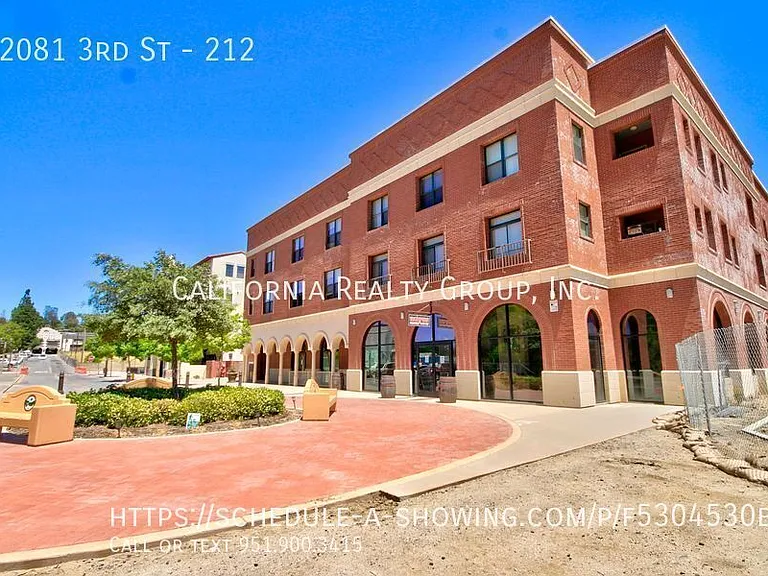 3rd St, 42081 — Photo 21