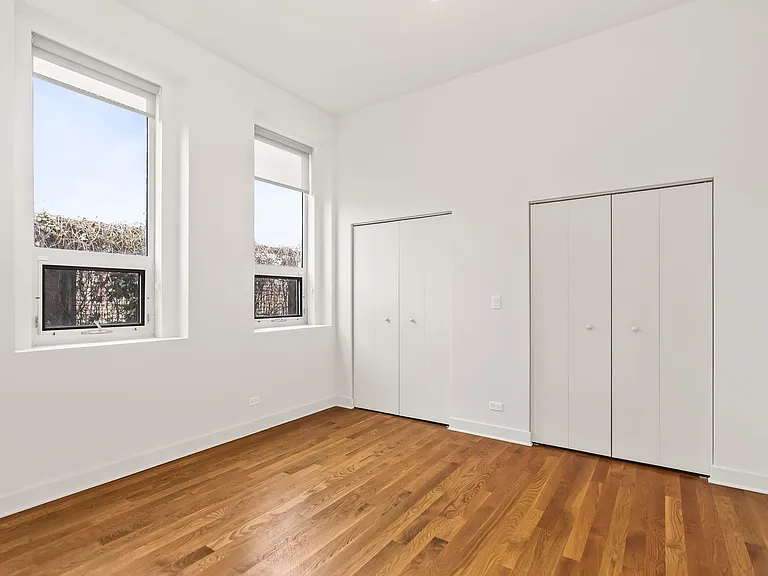 1755 N Damen Ave — Photo 10