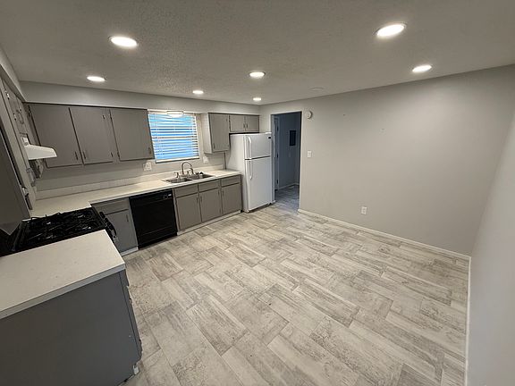 5th image of 3509 Butternut Dr #3509