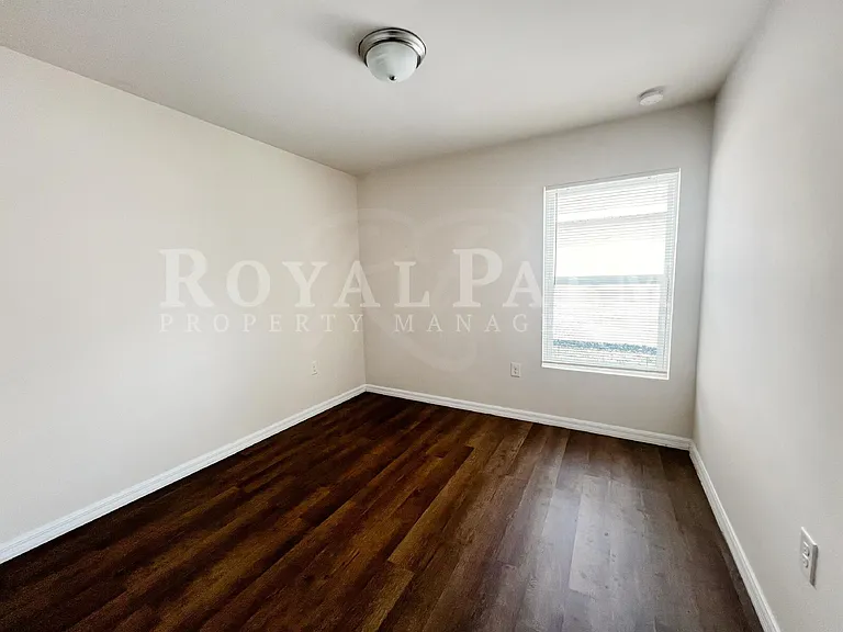 9177 Aegean Cir — Photo 31