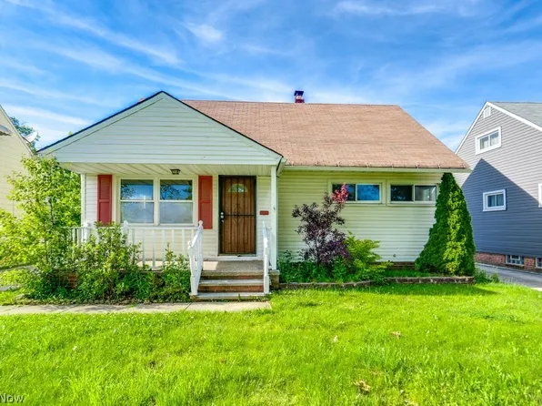 12211 Woodward Blvd, Garfield Heights, OH 44125