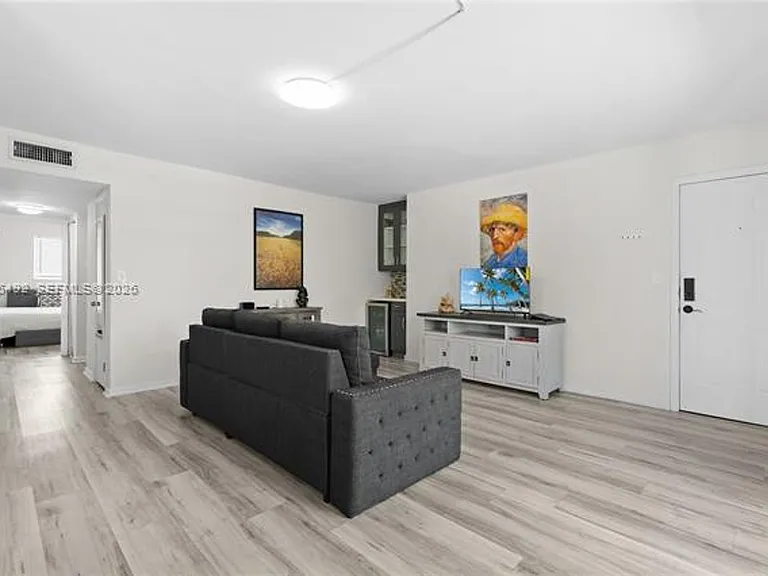 1601 Bay Rd #CU-7 — Photo 10