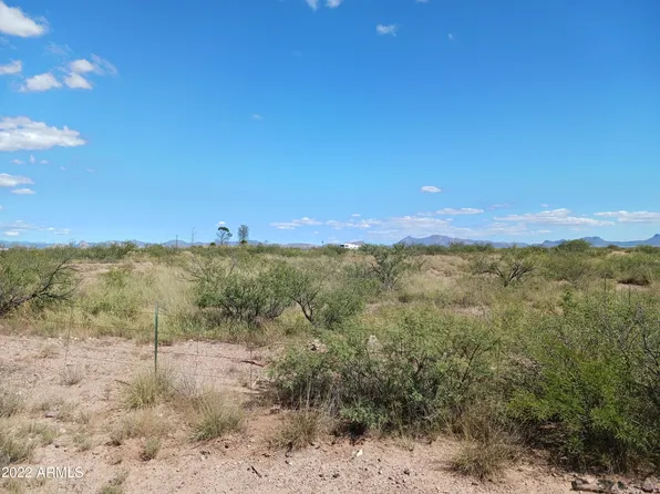 XXXX N Kings Highway #'''-''', Douglas, AZ 85607