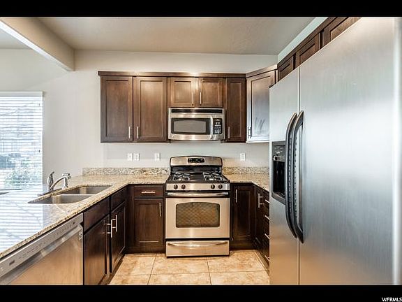 5th image of 3758 W Periwinkle Dr