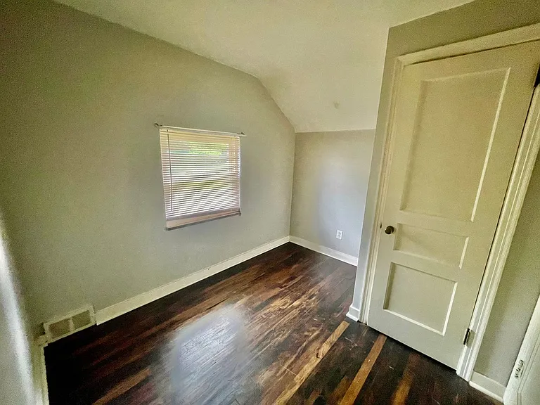 5705 Hilltop Ave — Photo 22