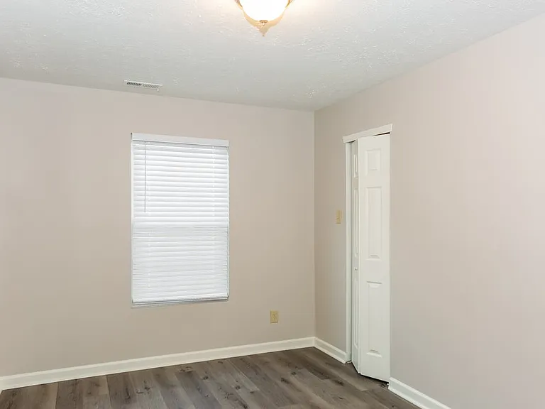 4226 Kellybrook Dr — Photo 14