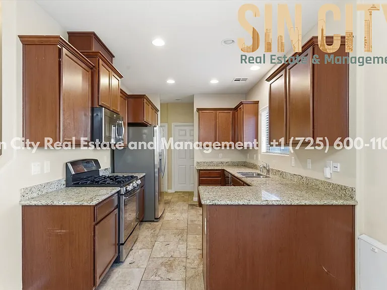 8148 Winterfell Pl — Photo 23