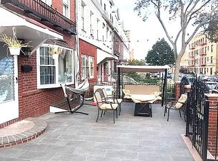 21-26 29th St #3D, Astoria, NY 11105