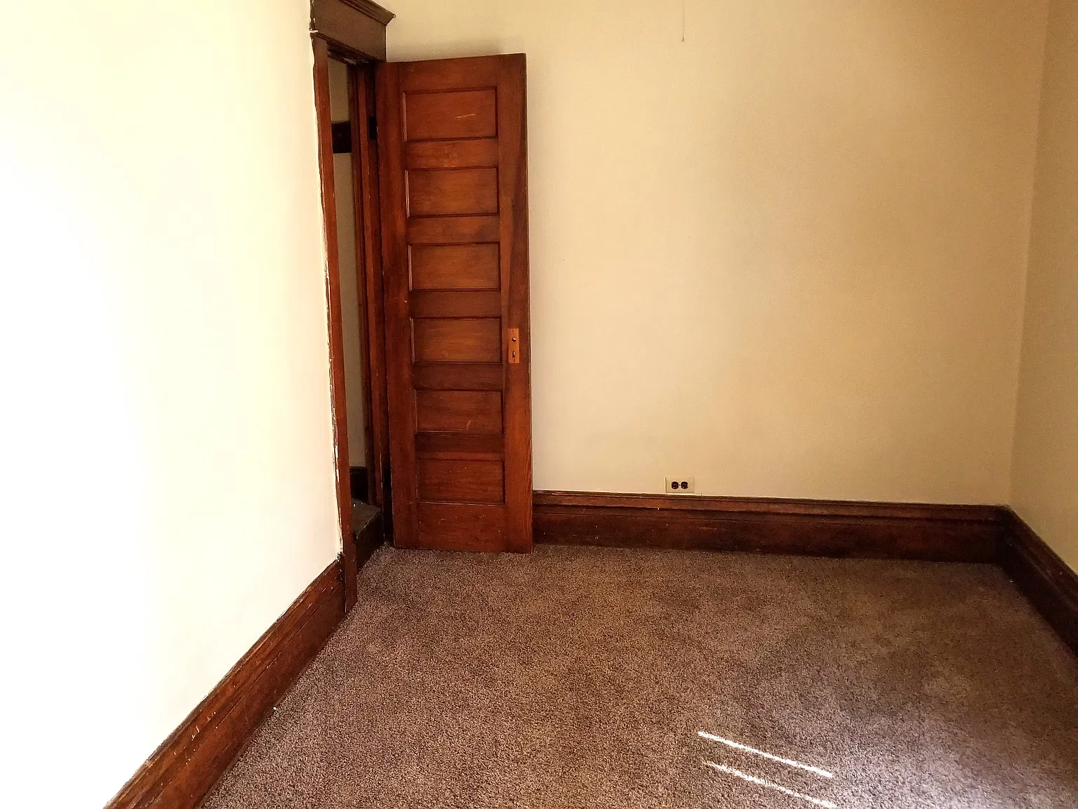2 bed, 1200 sqft, $1,400 — Photo 4