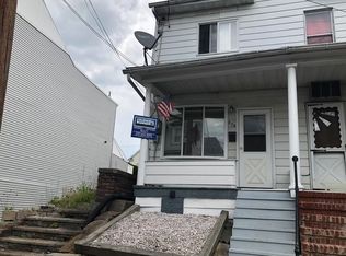 215 N Vine St #1, Shamokin, PA