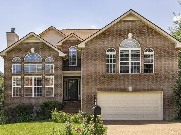 7241 Sugarloaf Dr, Nashville, TN 37211